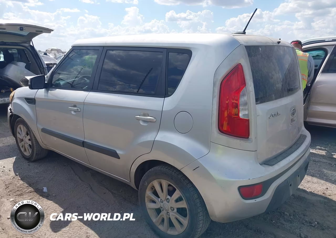 2012 Kia Soul + VIN:KNDJT2A62C7457429 - 3
