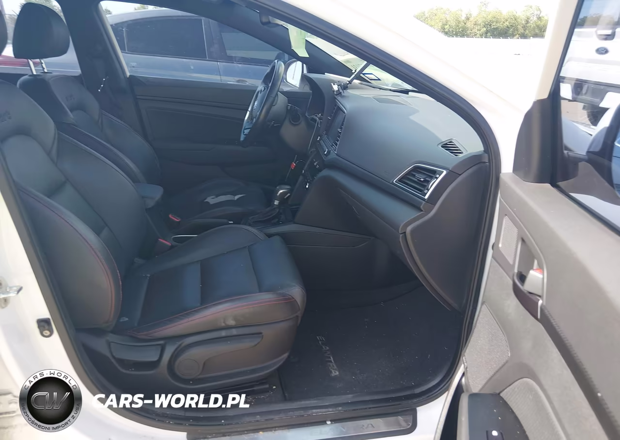 2018 Hyundai Elantra Sport VIN:KMHD04LB6JU533112 - 5
