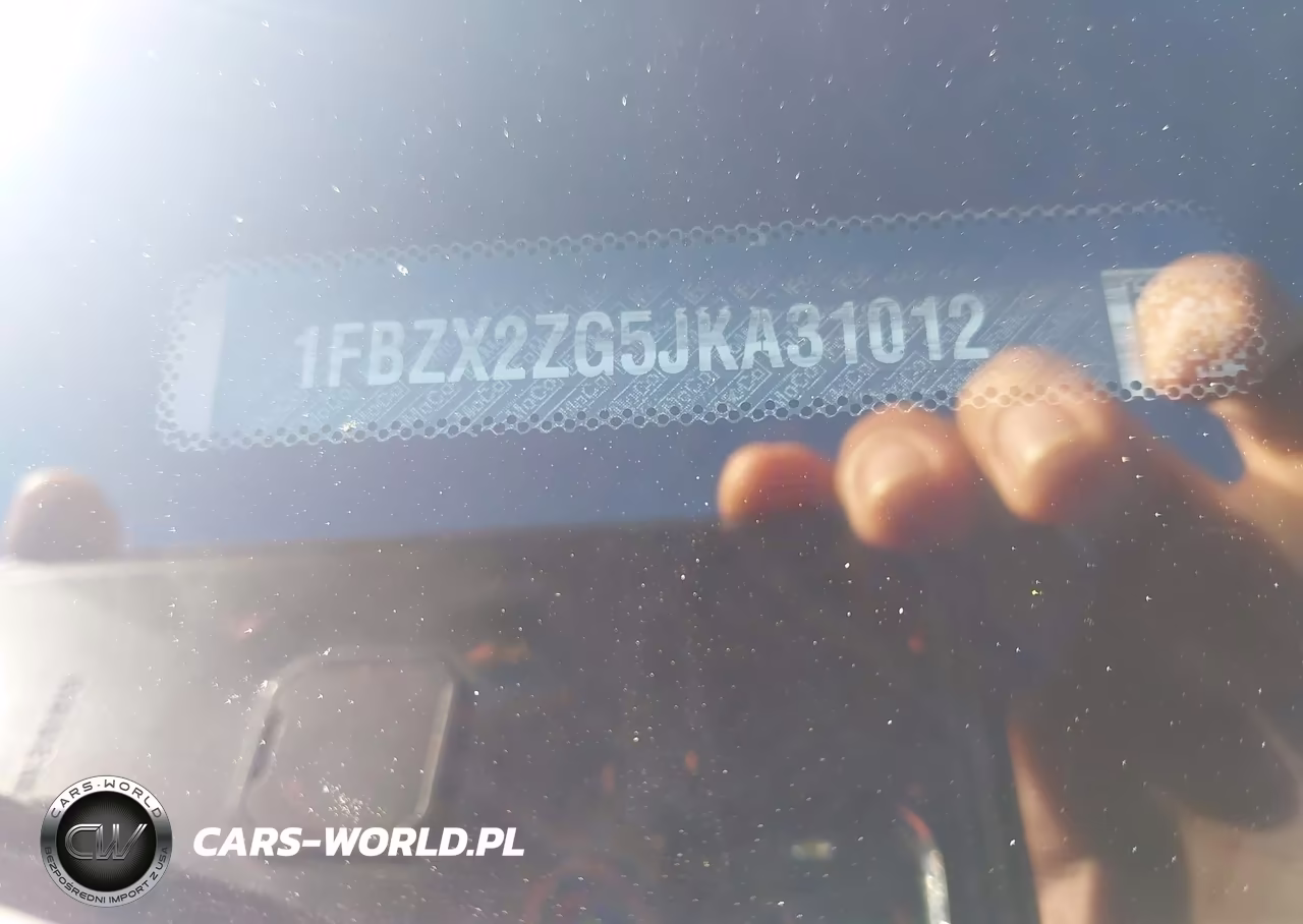 2018 Ford Transit-350 Xl VIN:1FBZX2ZG5JKA31012 - 9