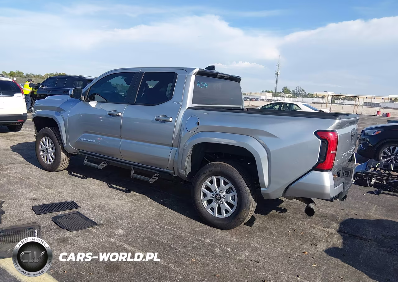 2026 Toyota Tacoma Sr5 VIN:3TYKB5FN1TT041035 - 3