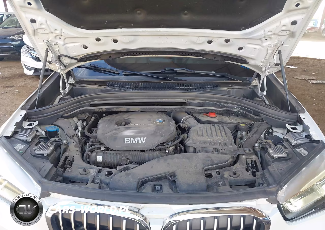 2017 BMW X1 xDrive28I VIN:WBXHT3C36H5F83938 - 10
