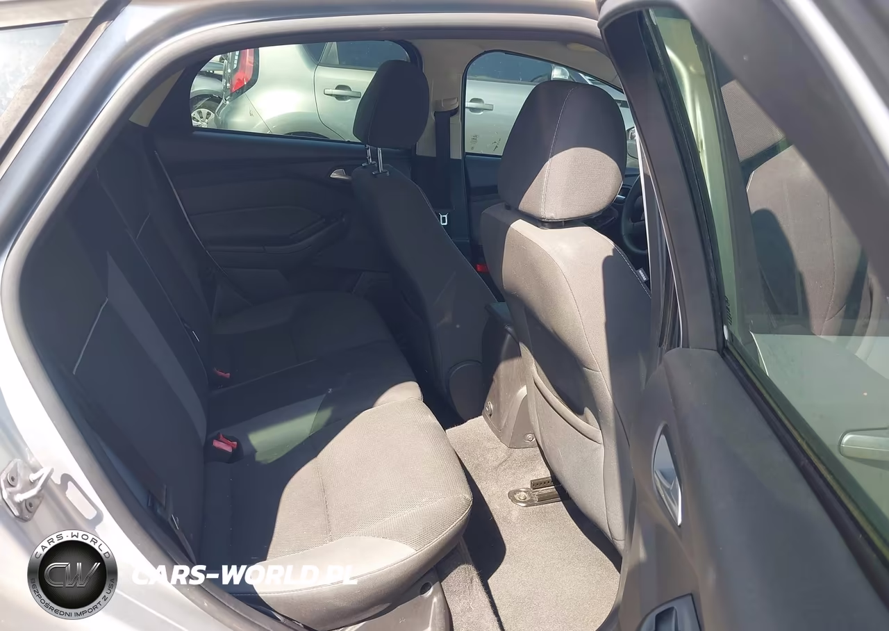 2013 Ford Focus Se VIN:1FADP3K24DL342025 - 8