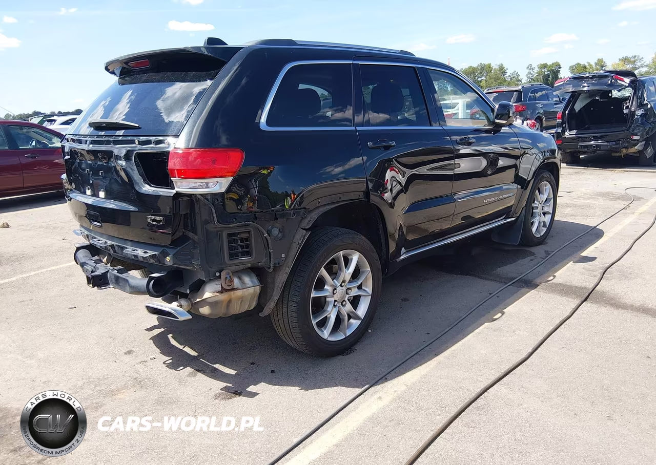 2015 Jeep Grand Cherokee Summit VIN:1C4RJFJT9FC852824 - 4