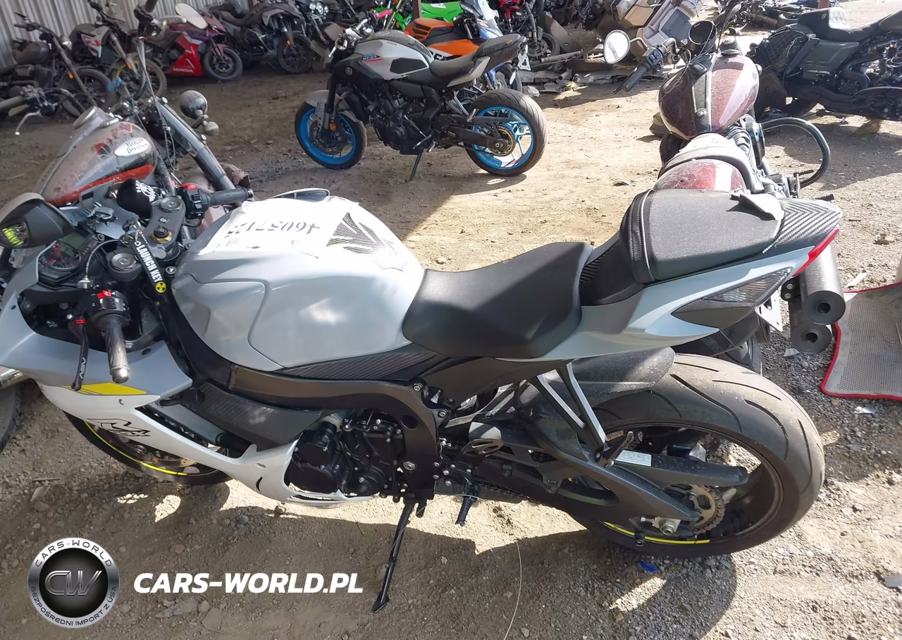 2022 Suzuki Gsx-R600 VIN:JS1GN7FAXN7101130 - 13