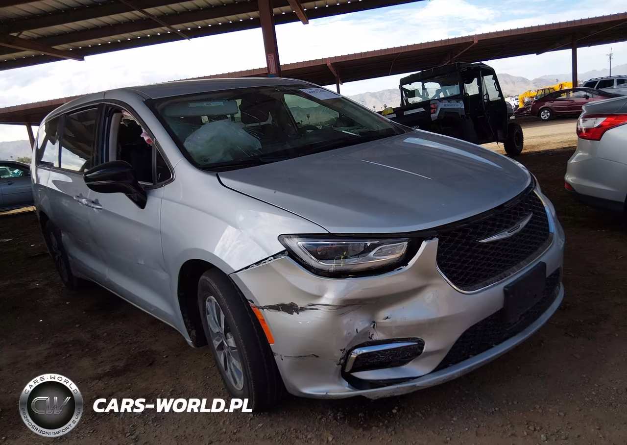 2024 Chrysler Pacifica Hybrid Select VIN:2C4RC1S71RR150426 - 6