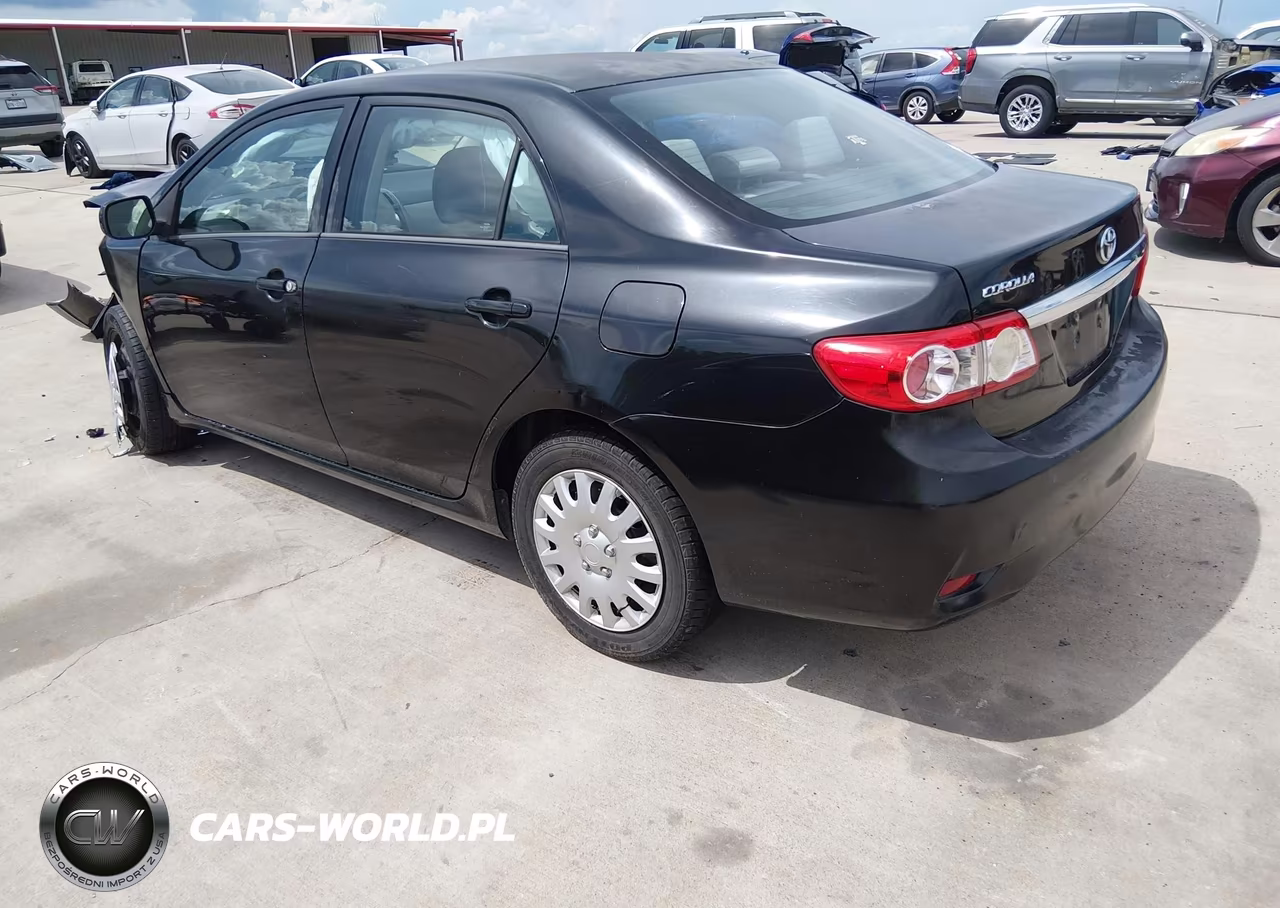 2012 Toyota Corolla Le VIN:5YFBU4EEXCP041710 - 3