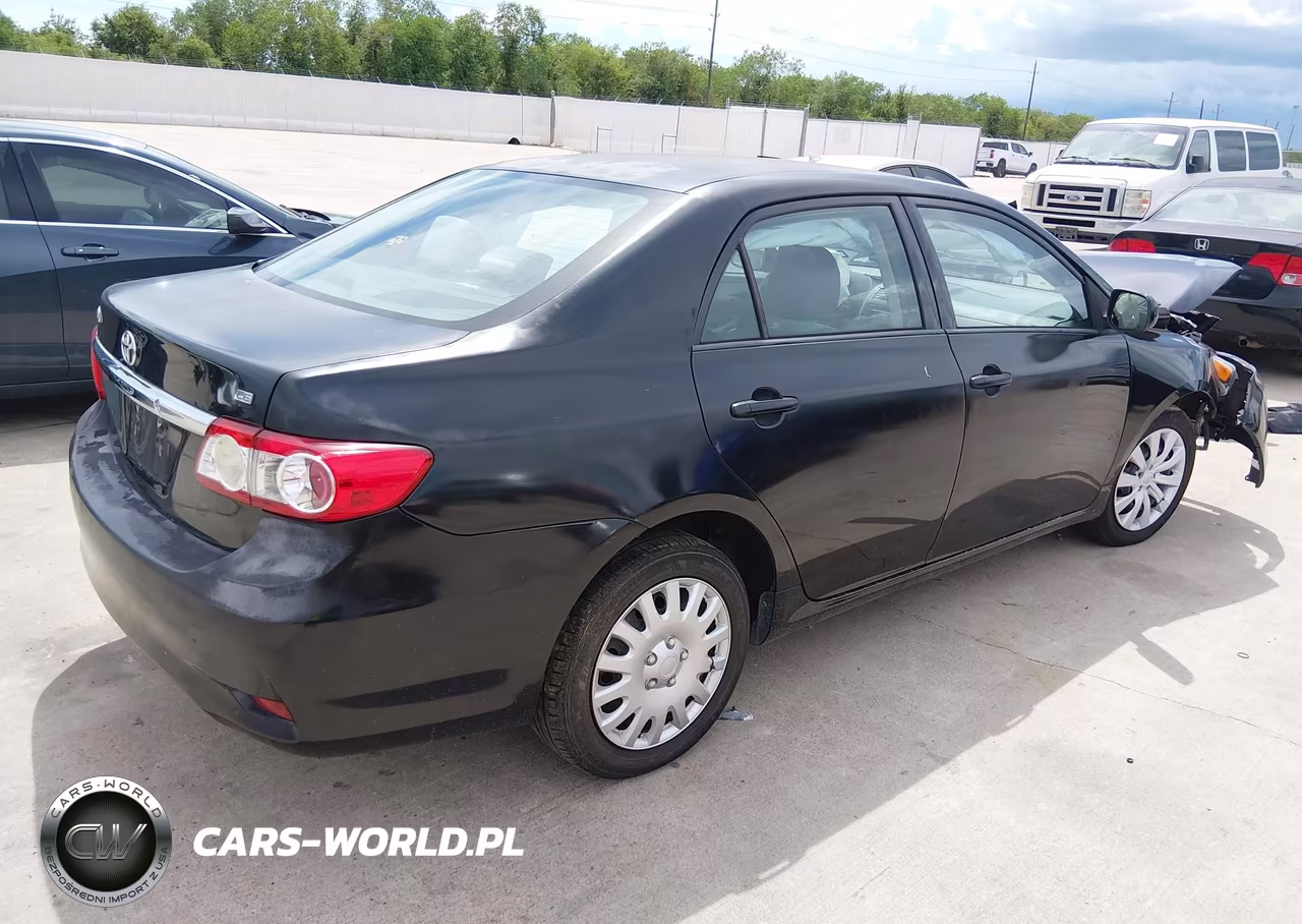 2012 Toyota Corolla Le VIN:5YFBU4EEXCP041710 - 4