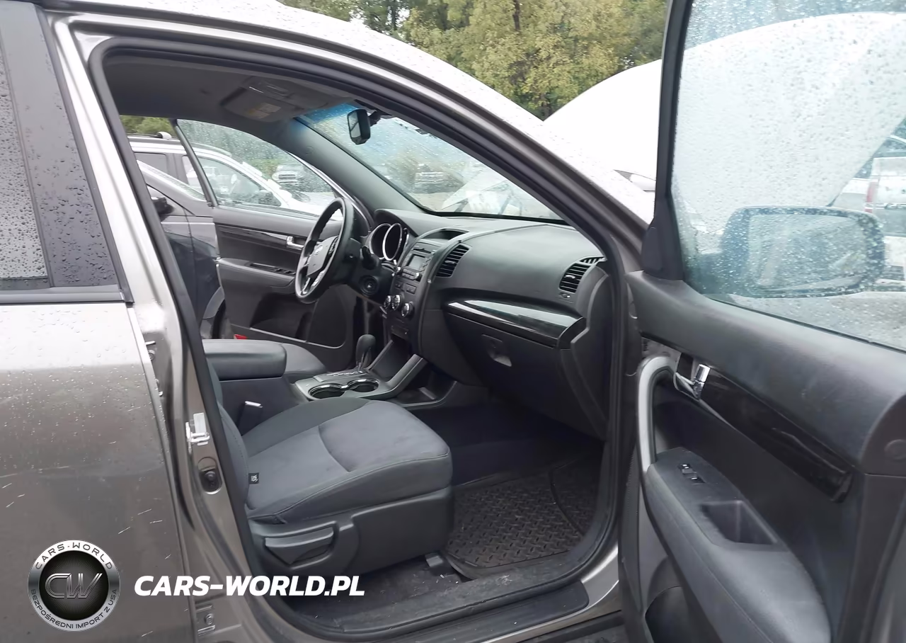 2012 Kia Sorento Lx VIN:5XYKTDA64CG289845 - 5