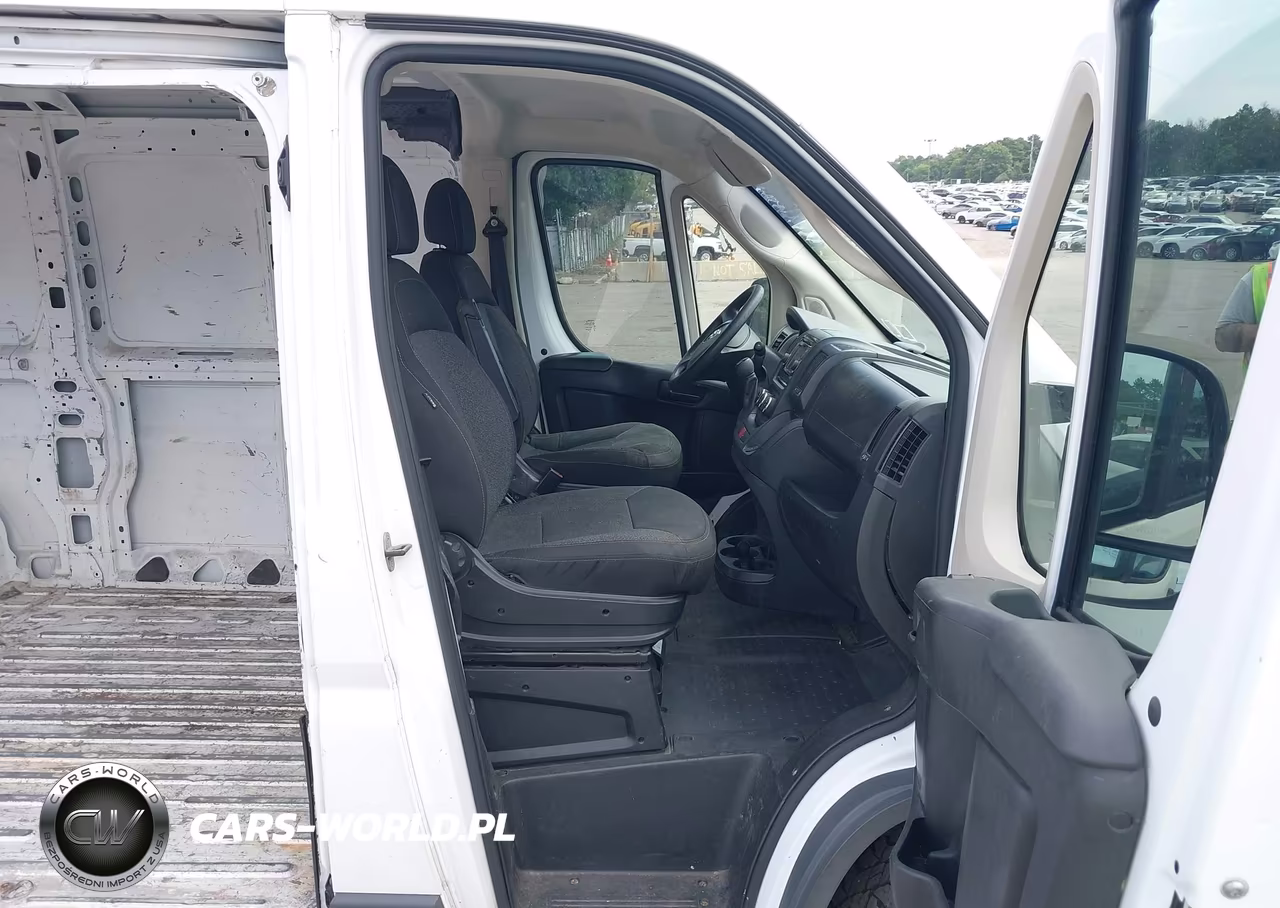 2017 Ram Promaster 1500 Low Roof 136 Wb VIN:3C6TRVAG5HE552423 - 5