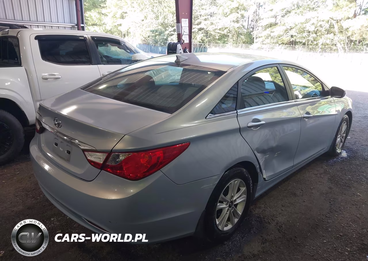 2013 Hyundai Sonata Gls VIN:5NPEB4AC9DH676567 - 4