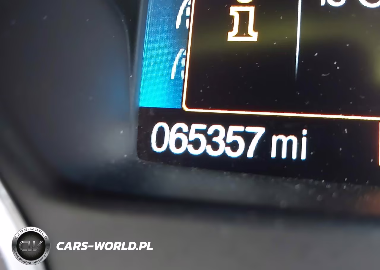 2019 Ford Escape Titanium VIN:1FMCU0J95KUB66133 - 15