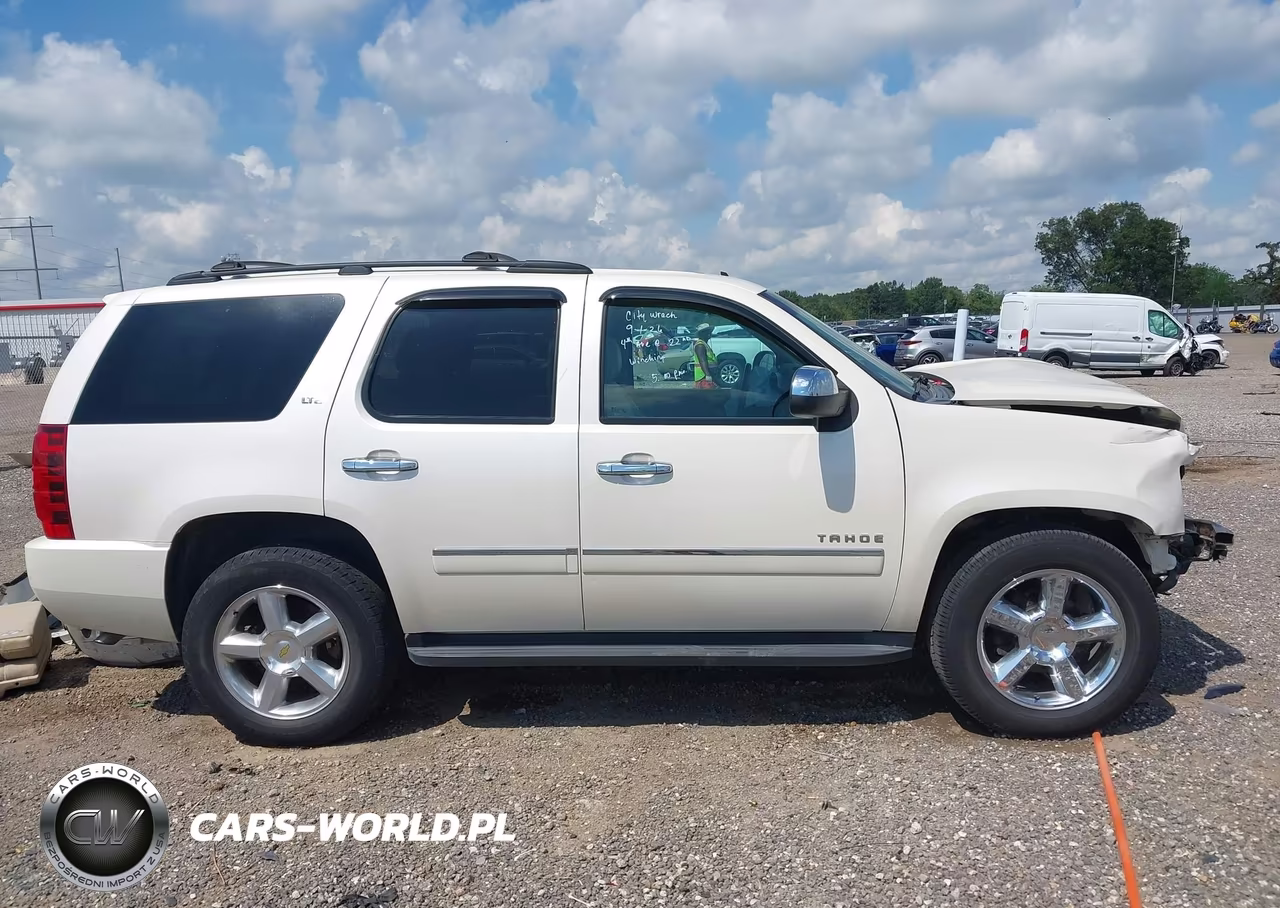2013 Chevrolet Tahoe Ltz VIN:1GNSCCE08DR164745 - 14