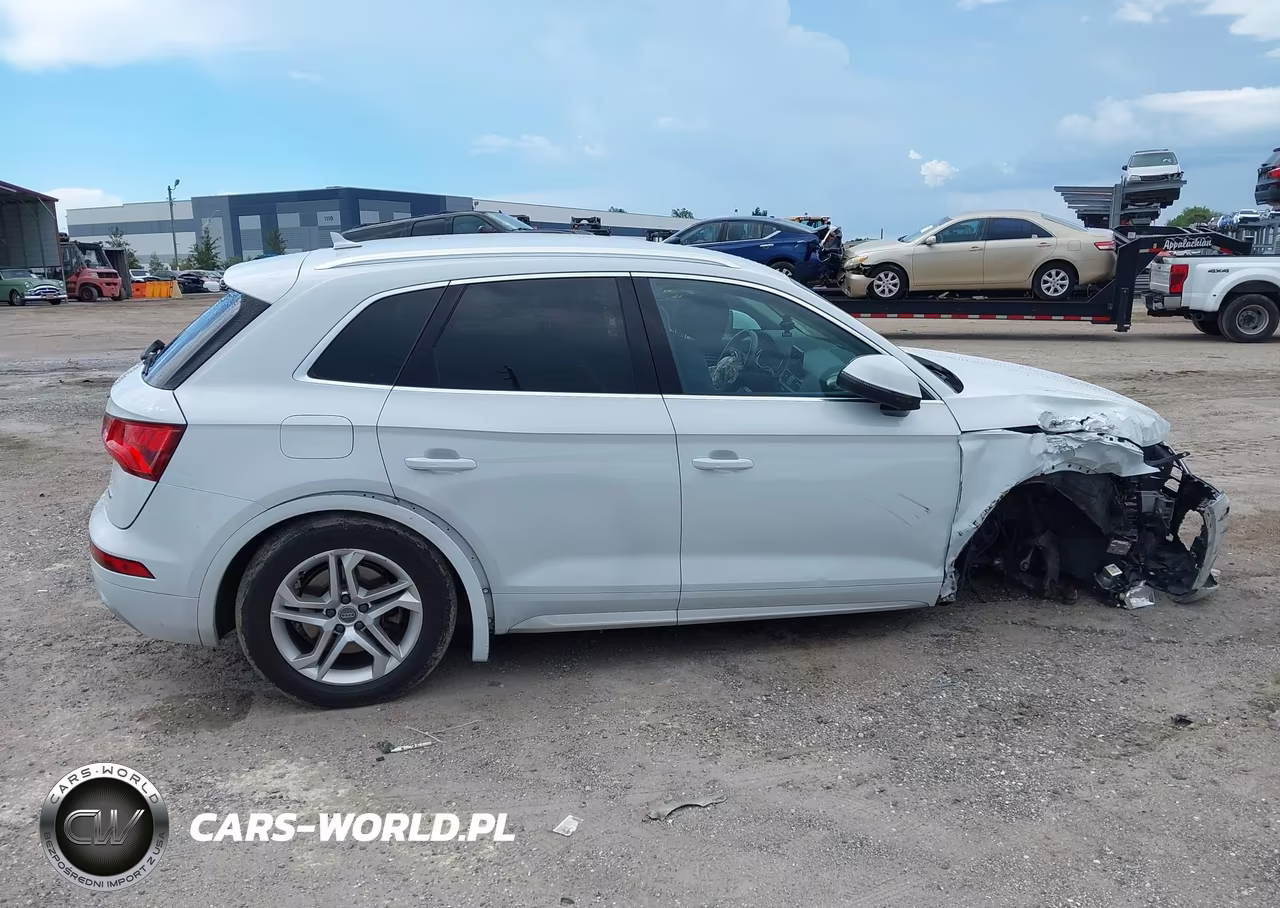 2019 Audi Q5 45 Premium VIN:WA1ANAFY6K2114899 - 14