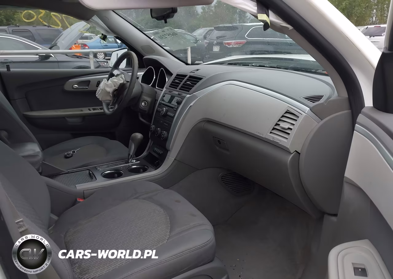 2012 Chevrolet Traverse Ls VIN:1GNKREED0CJ374380 - 5