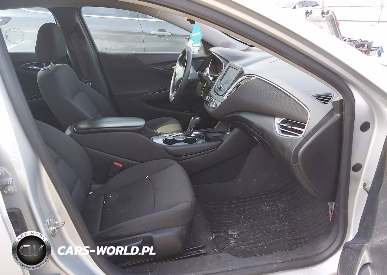 2018 Chevrolet Malibu Lt VIN:1G1ZD5ST6JF270275 - 5