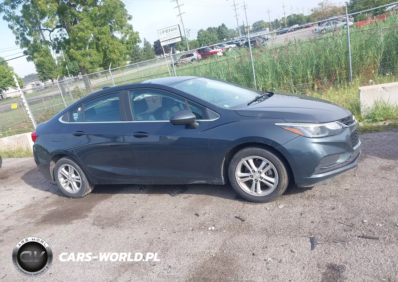 2018 Chevrolet Cruze Lt Auto VIN:1G1BE5SM5J7109739 - 13