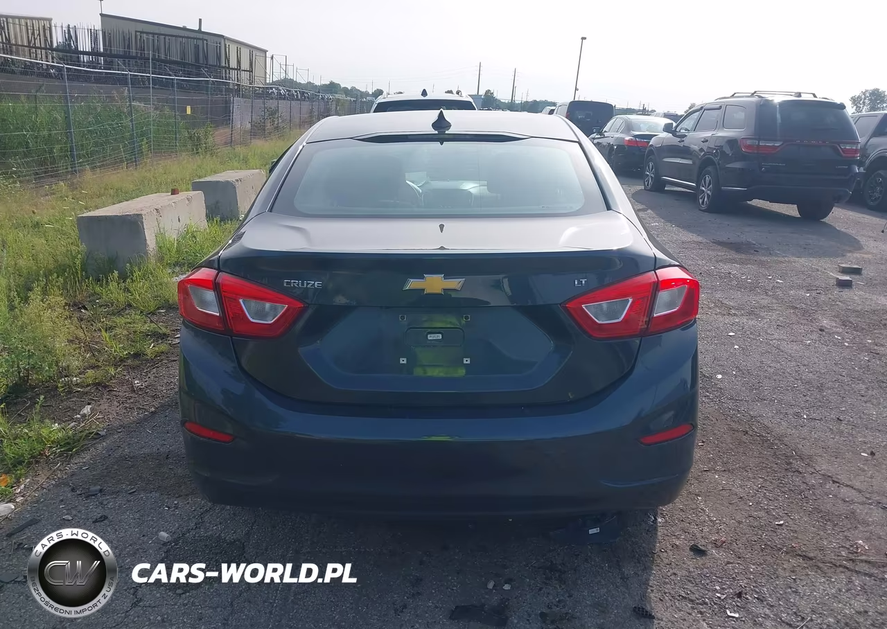 2018 Chevrolet Cruze Lt Auto VIN:1G1BE5SM5J7109739 - 16
