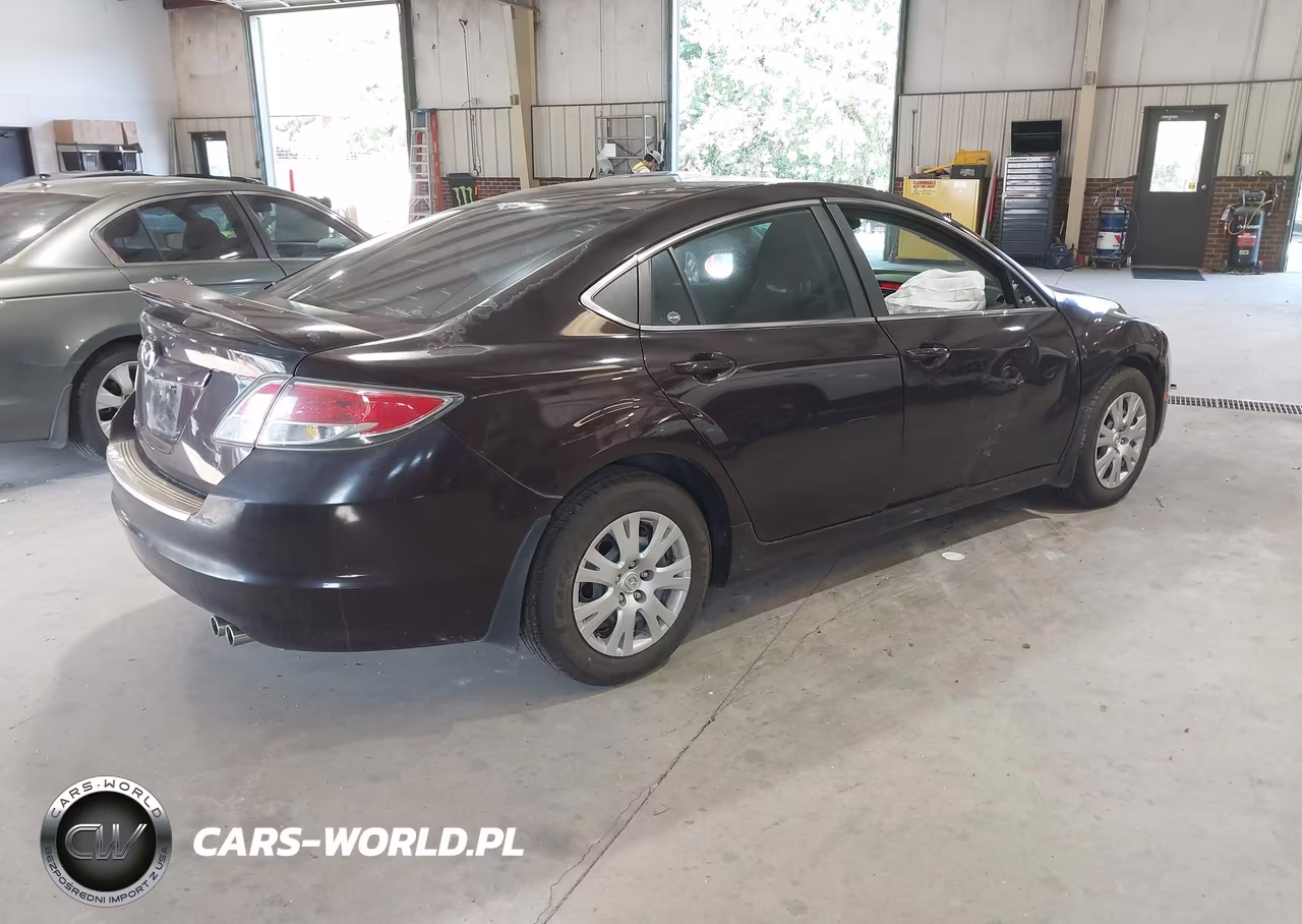 2010 Mazda Mazda6 I Sport VIN:1YVHZ8BH0A5M23234 - 4