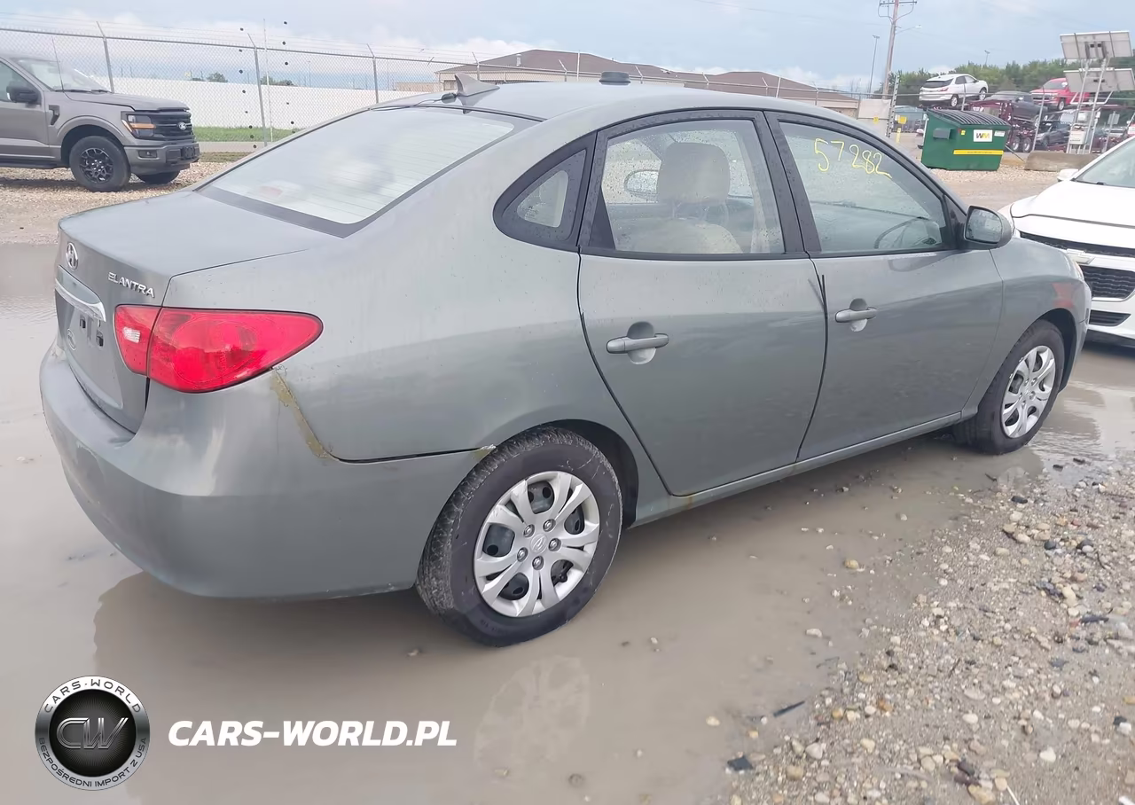 2010 Hyundai Elantra Gls VIN:KMHDU4ADXAU907021 - 4