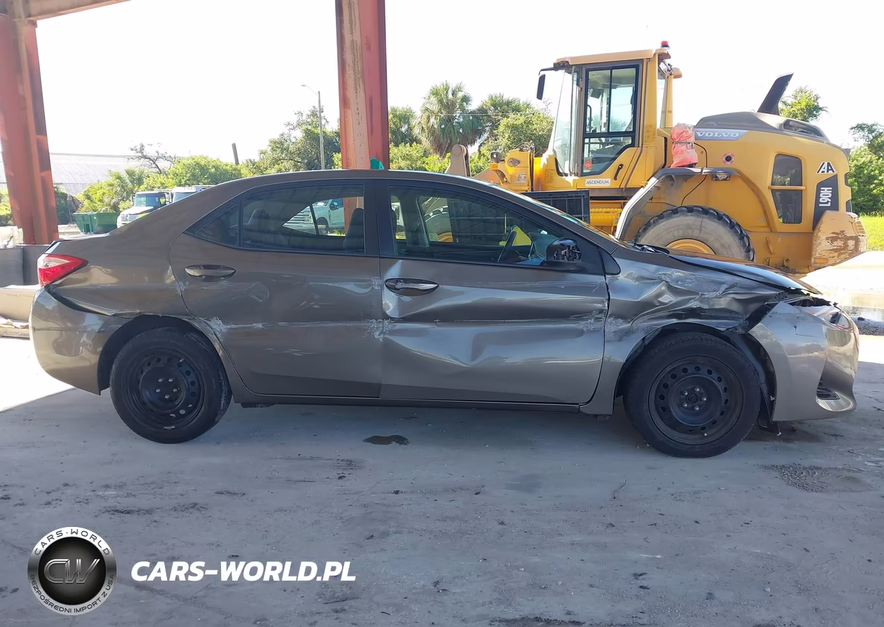 2019 Toyota Corolla Le VIN:5YFBURHE0KP935707 - 13