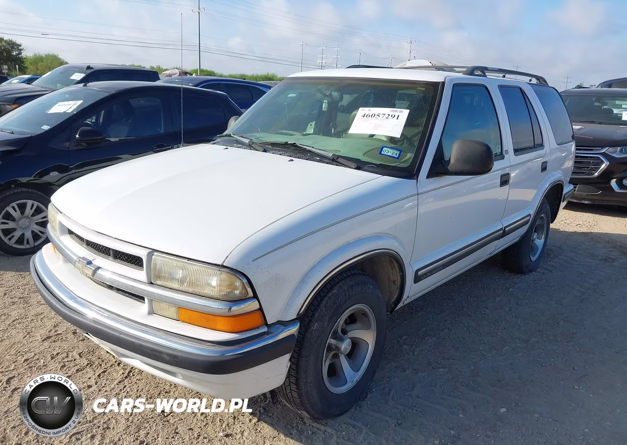 1998 Chevrolet Blazer Lt VIN:1GNCS13W5WK117817 - 2