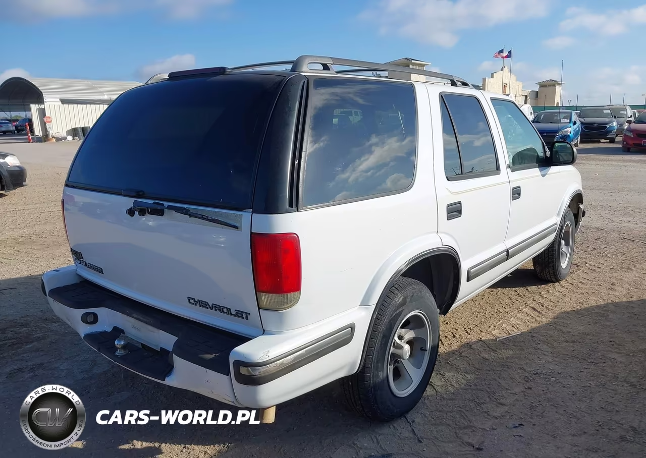 1998 Chevrolet Blazer Lt VIN:1GNCS13W5WK117817 - 4