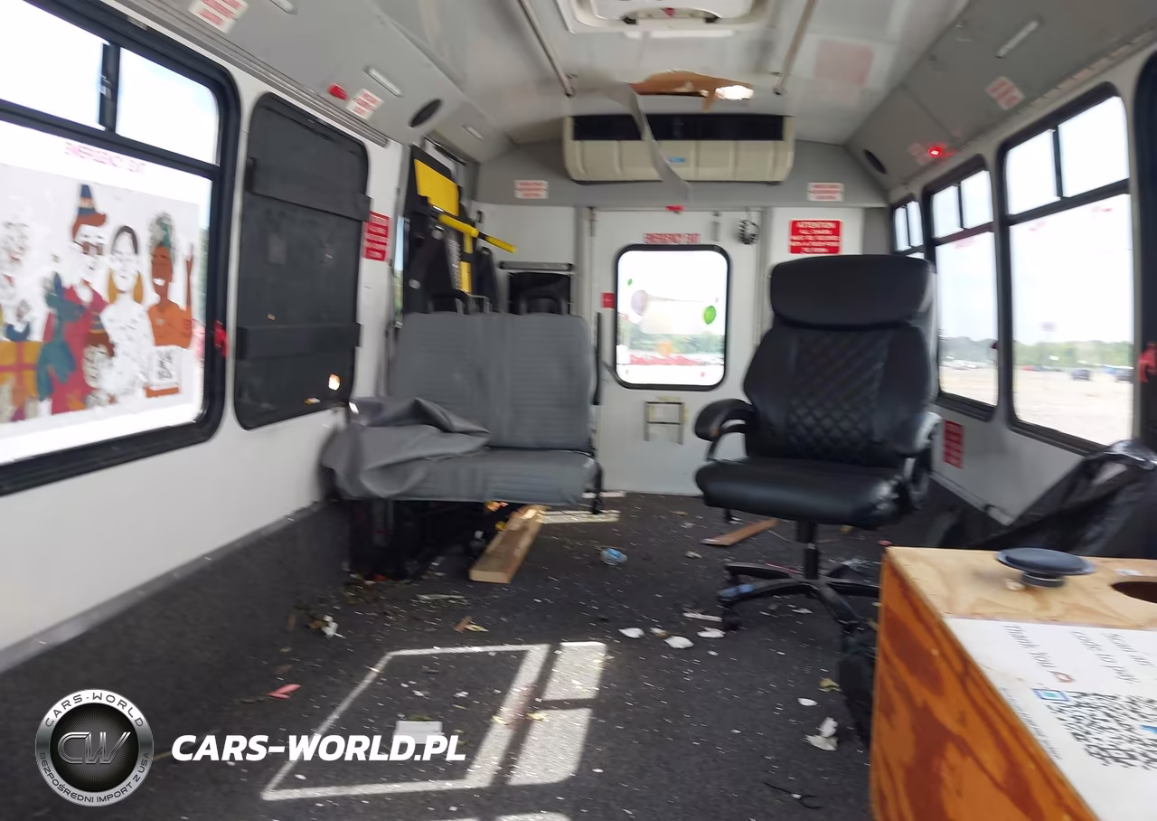 2014 Ford E-450 Cutaway VIN:1FDFE4FS6EDA26738 - 7
