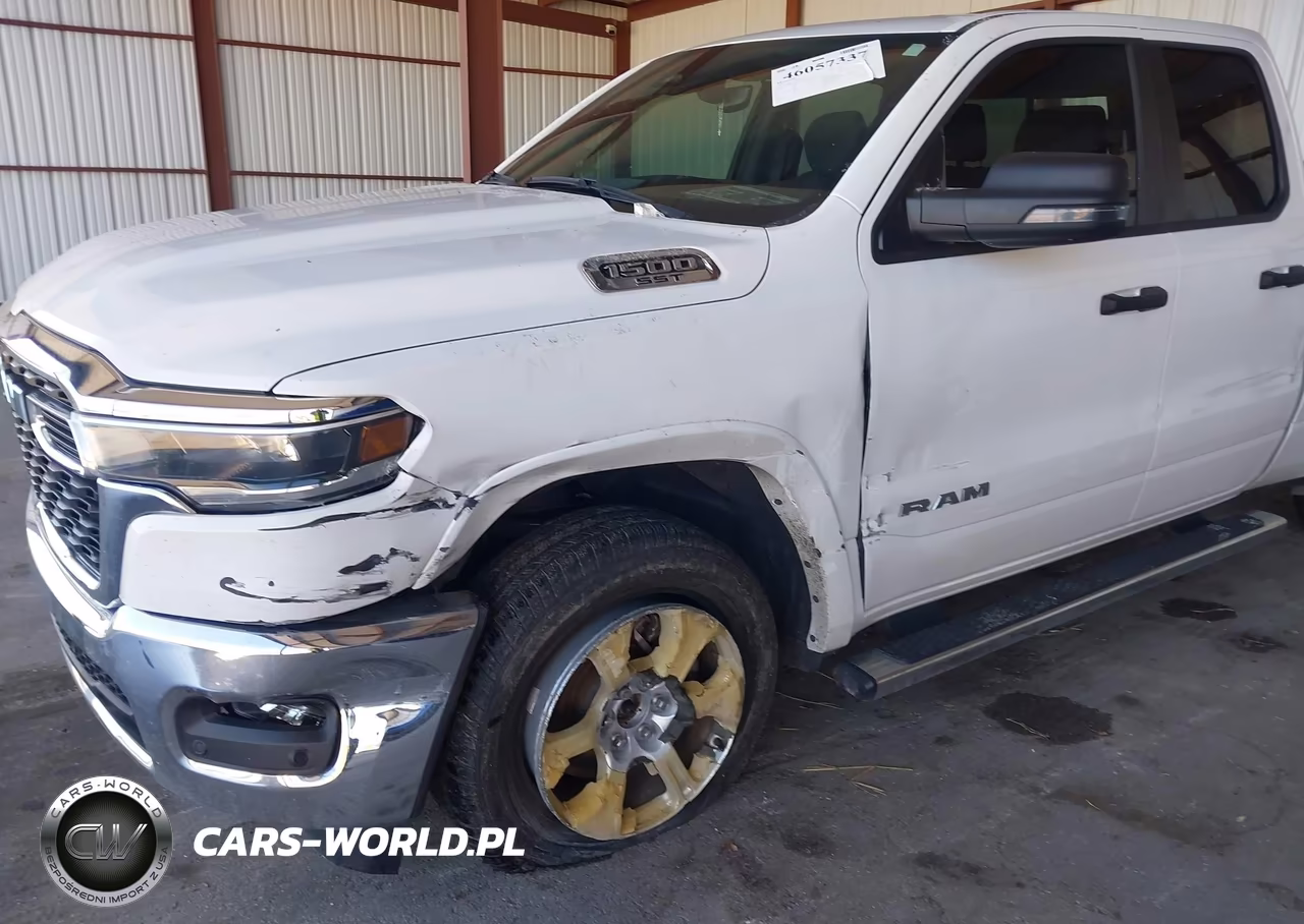 2025 Ram 1500 Big Horn Crew Cab 4X4 6'4 Box VIN:1C6SRFBP1SN738530 - 6