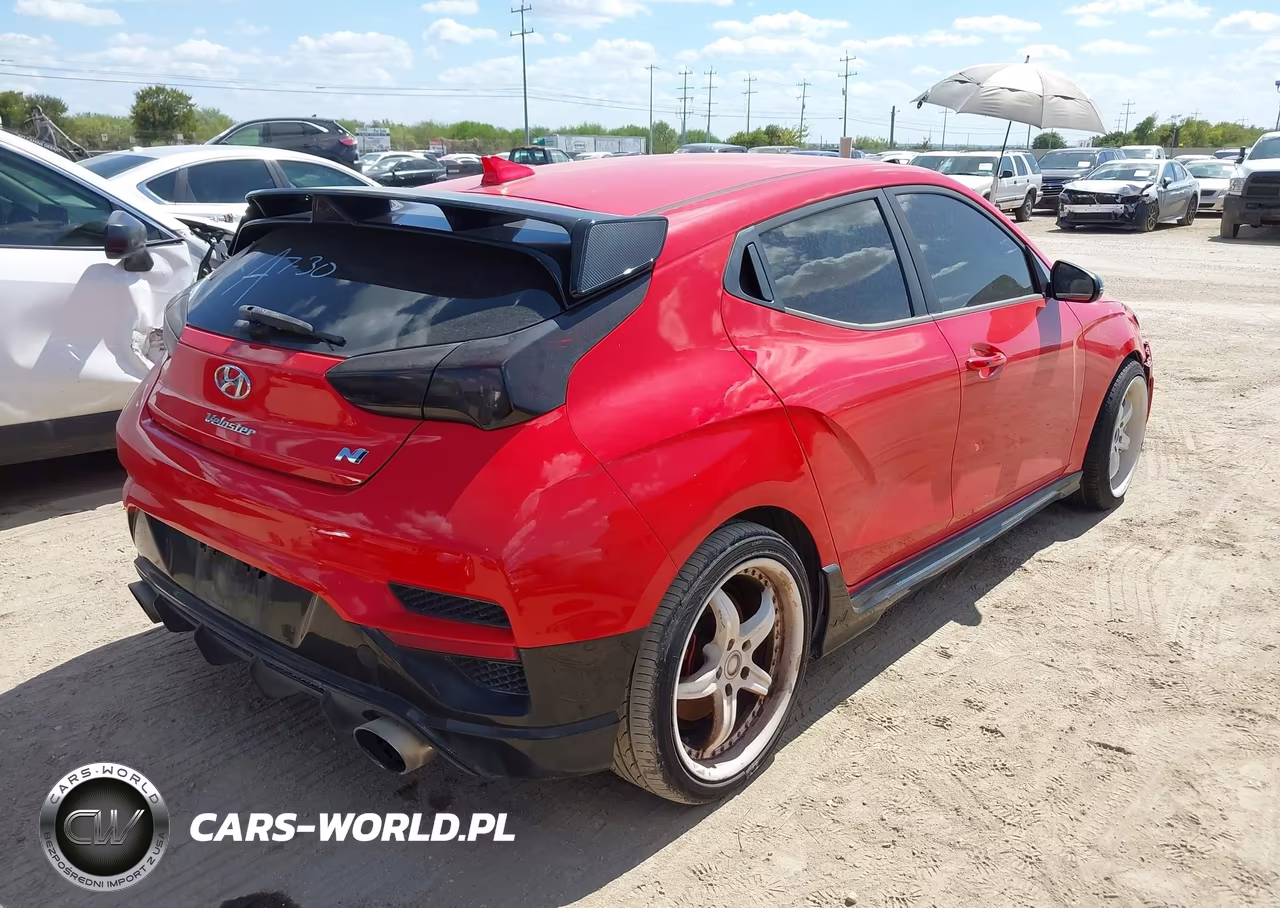 2020 Hyundai Veloster N VIN:KMHT36AH0LU005090 - 4