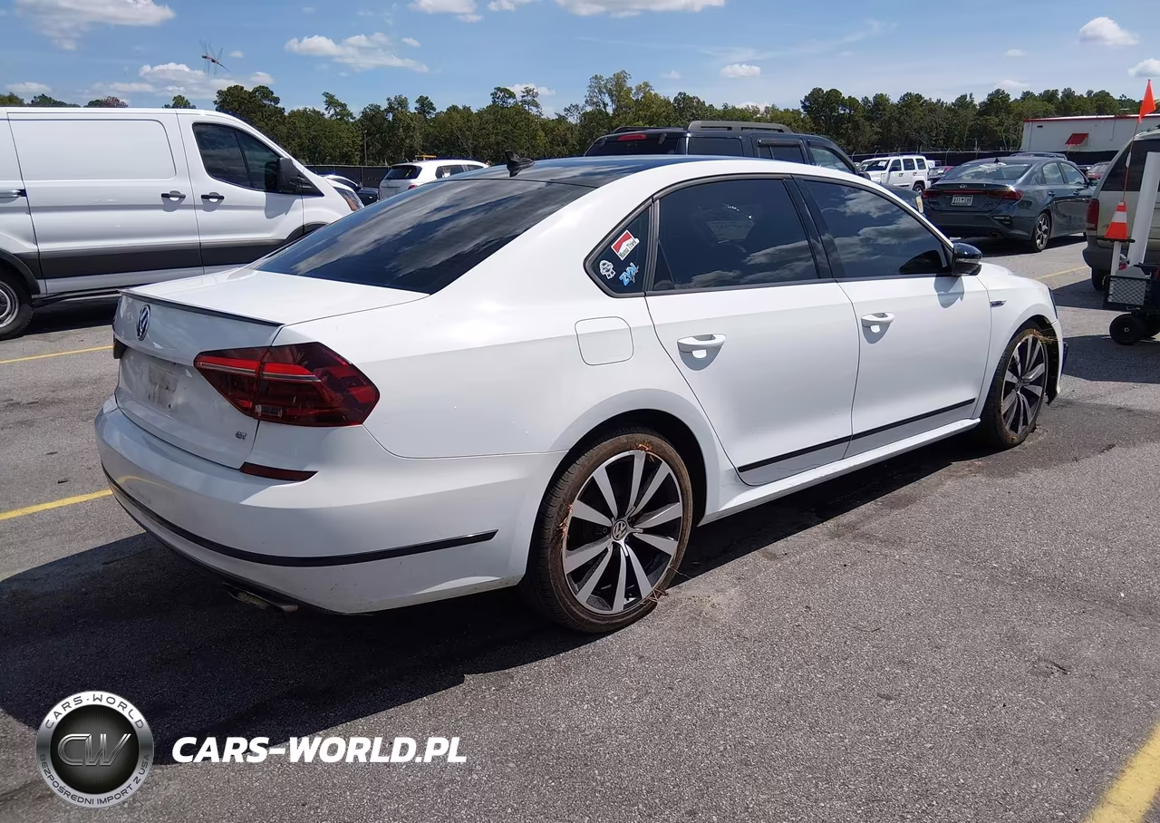 2018 Volkswagen Passat 3.6L V6 Gt VIN:1VWJM7A34JC038628 - 4