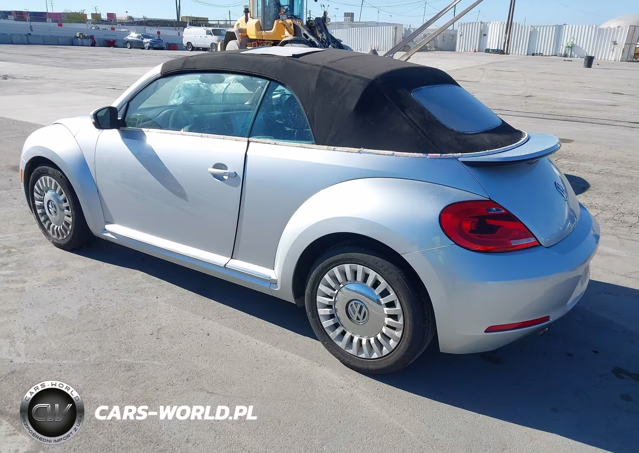 2013 Volkswagen Beetle 2.5L VIN:3VW5P7AT2DM830868 - 3
