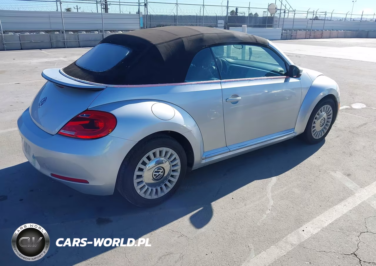 2013 Volkswagen Beetle 2.5L VIN:3VW5P7AT2DM830868 - 4