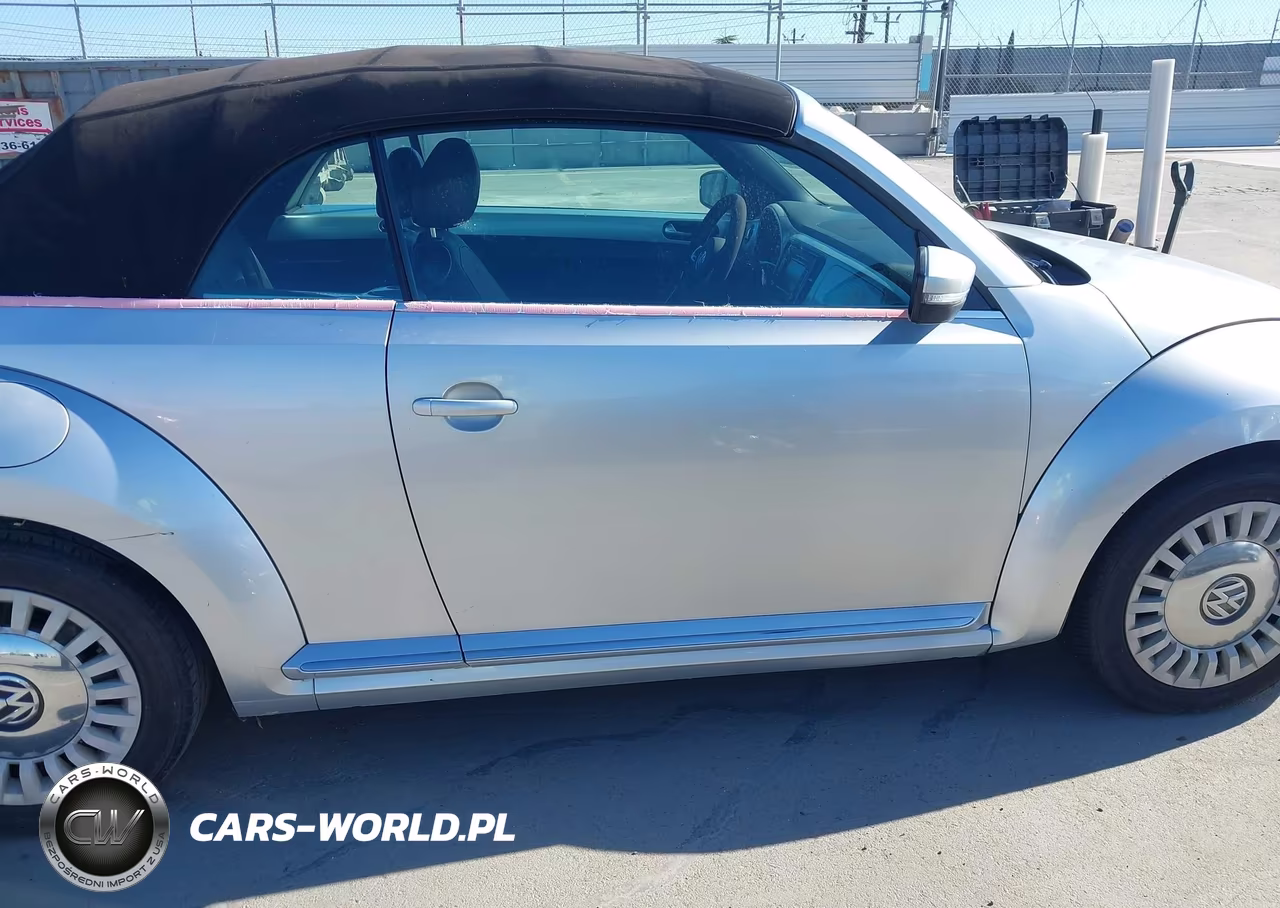 2013 Volkswagen Beetle 2.5L VIN:3VW5P7AT2DM830868 - 6
