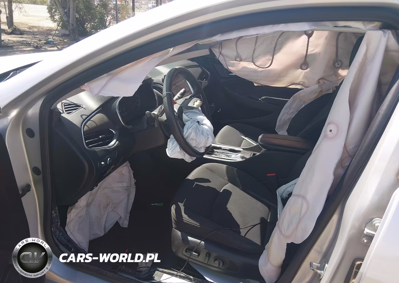 2019 Chevrolet Malibu Lt VIN:1G1ZD5ST2KF105986 - 5