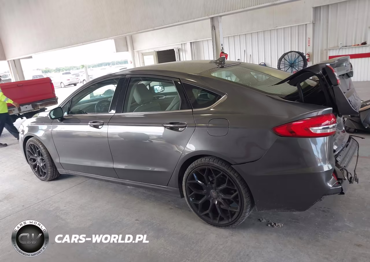2020 Ford Fusion Sel VIN:3FA6P0CD5LR115739 - 15