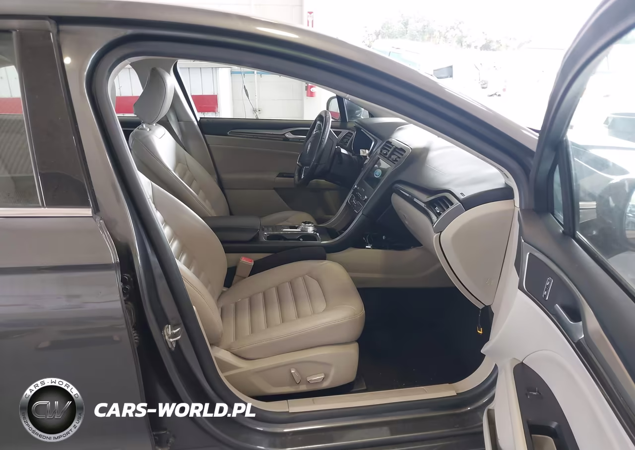 2020 Ford Fusion Sel VIN:3FA6P0CD5LR115739 - 5