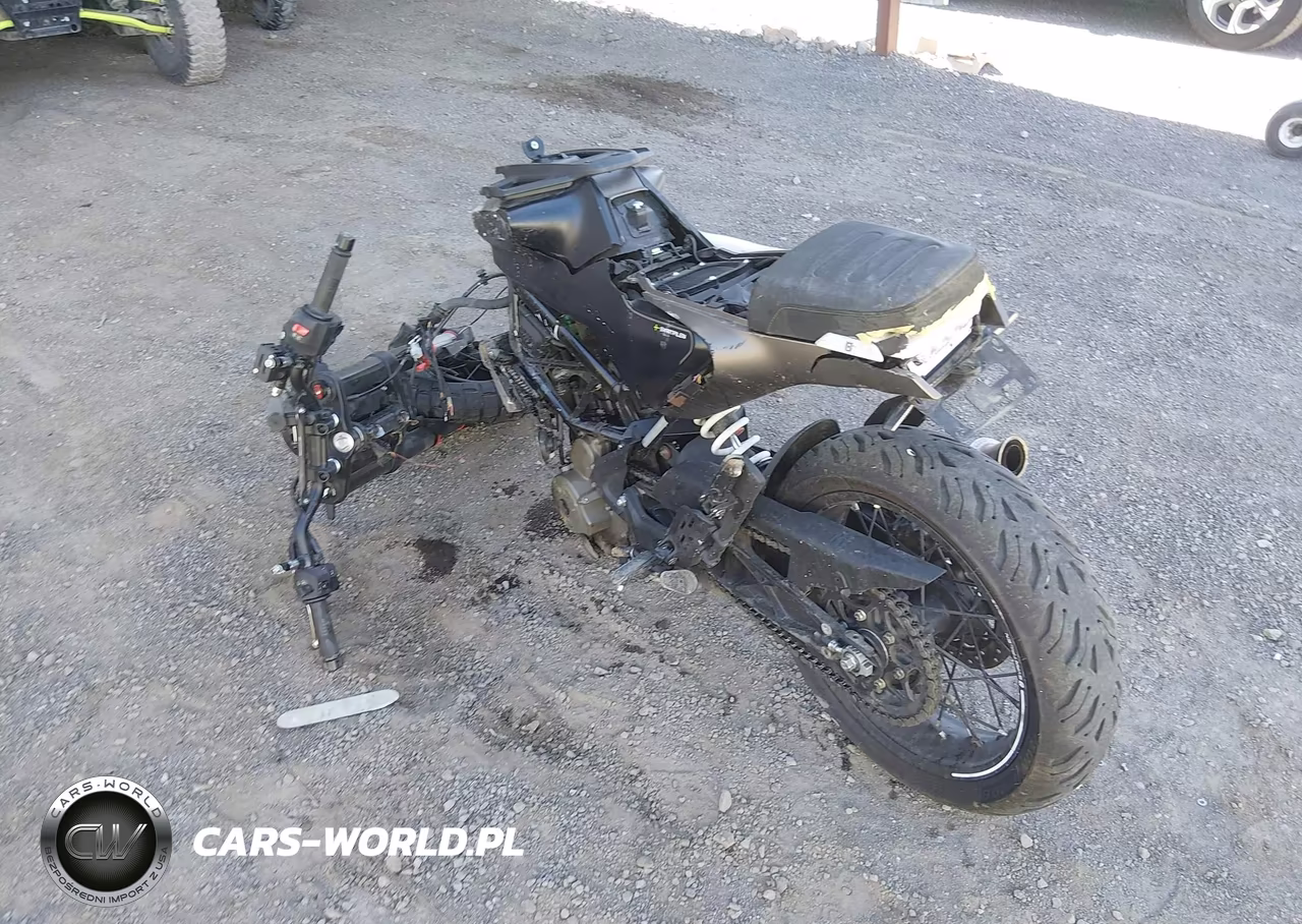2023 Husqvarna Vitpilen 401-Svartpilen 401 VIN:MD2JUJ407PC224166 - 3