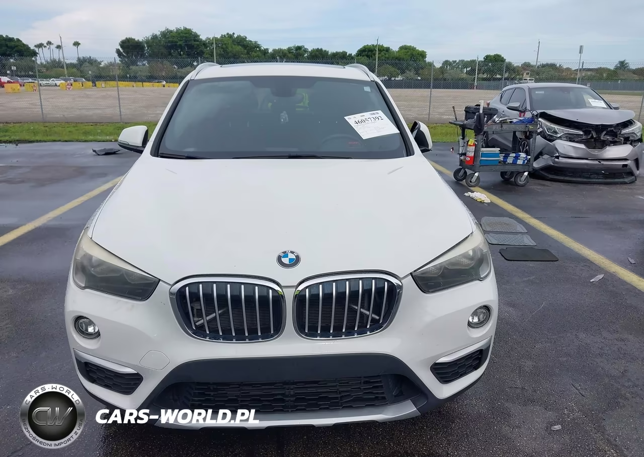 2018 BMW X1 Sdrive28I VIN:WBXHU7C36J3H43936 - 12