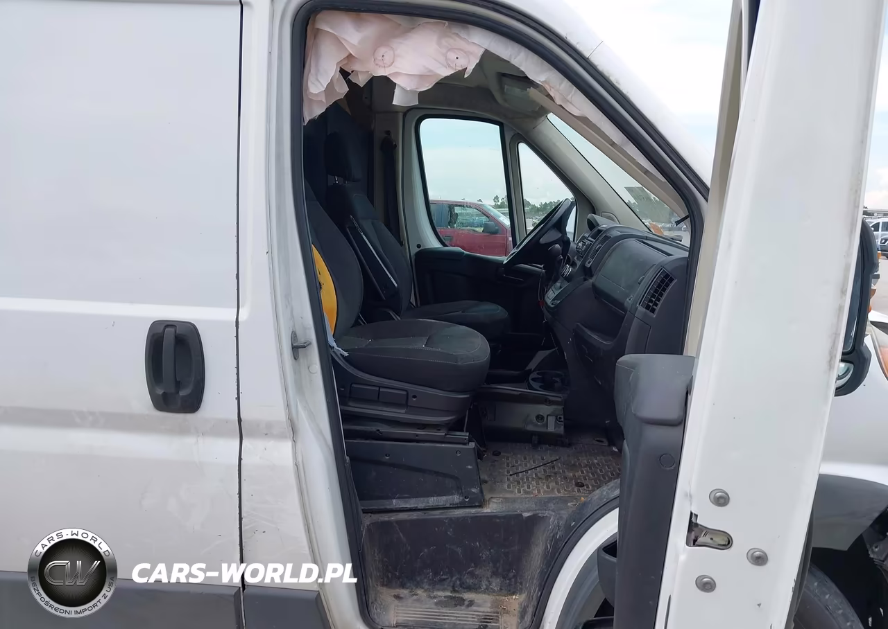 2014 Ram Promaster 1500 Low Roof VIN:3C6TRVAG5EE125643 - 5