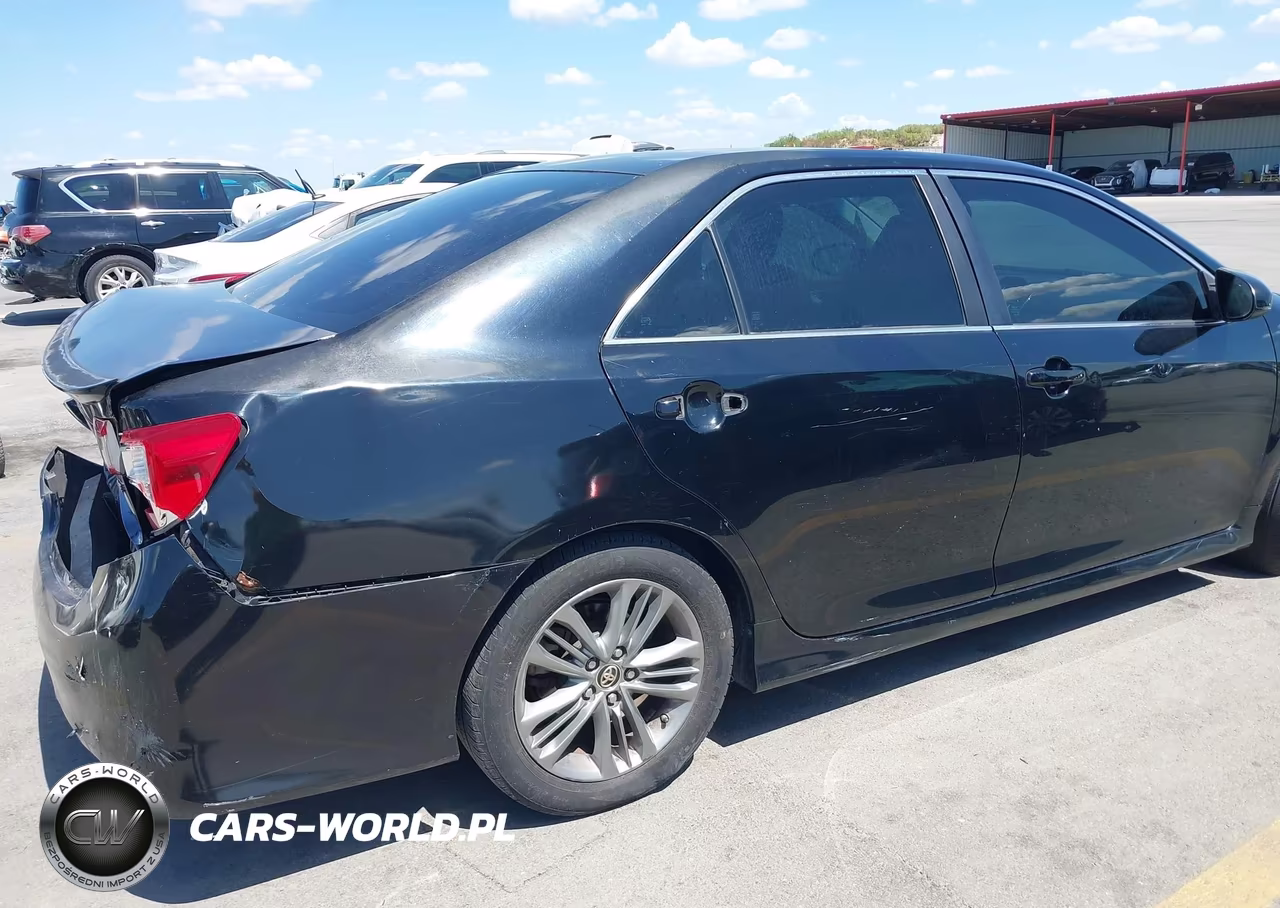 2013 Toyota Camry Se VIN:4T1BF1FK9DU268352 - 17