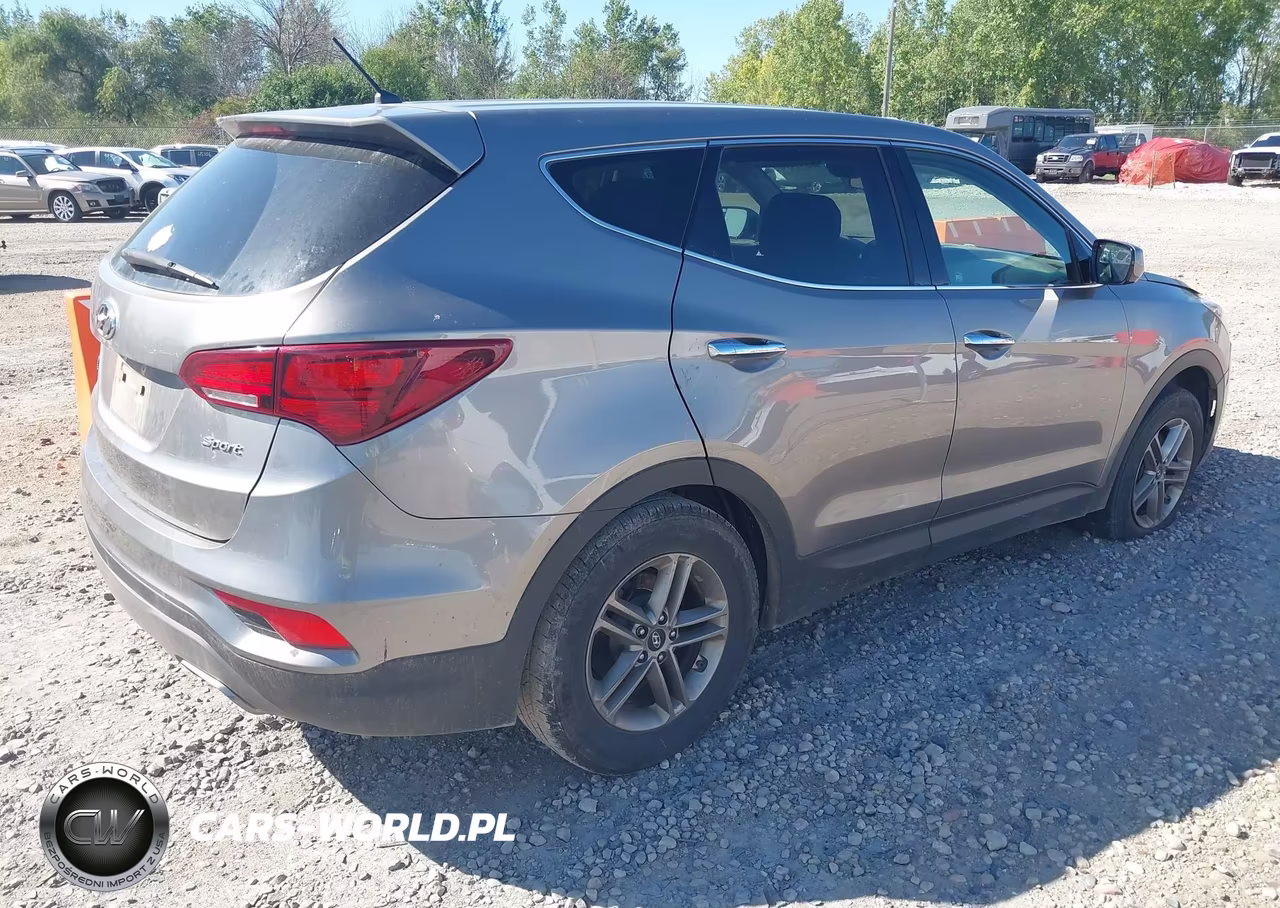 2018 Hyundai Santa Fe Sport 2.4L VIN:5NMZT3LB1JH077541 - 4