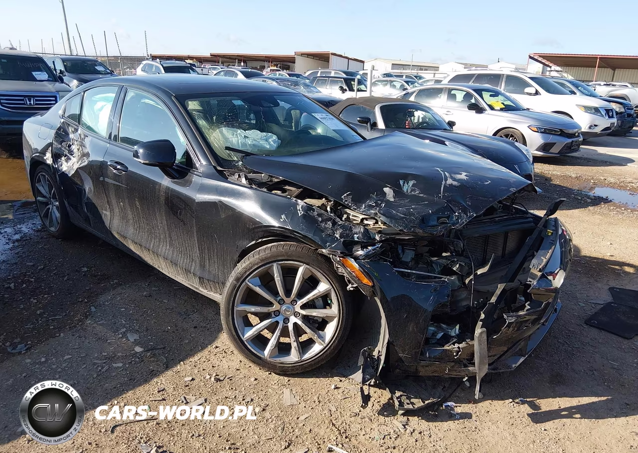 2021 Volvo S60 T5 Momentum