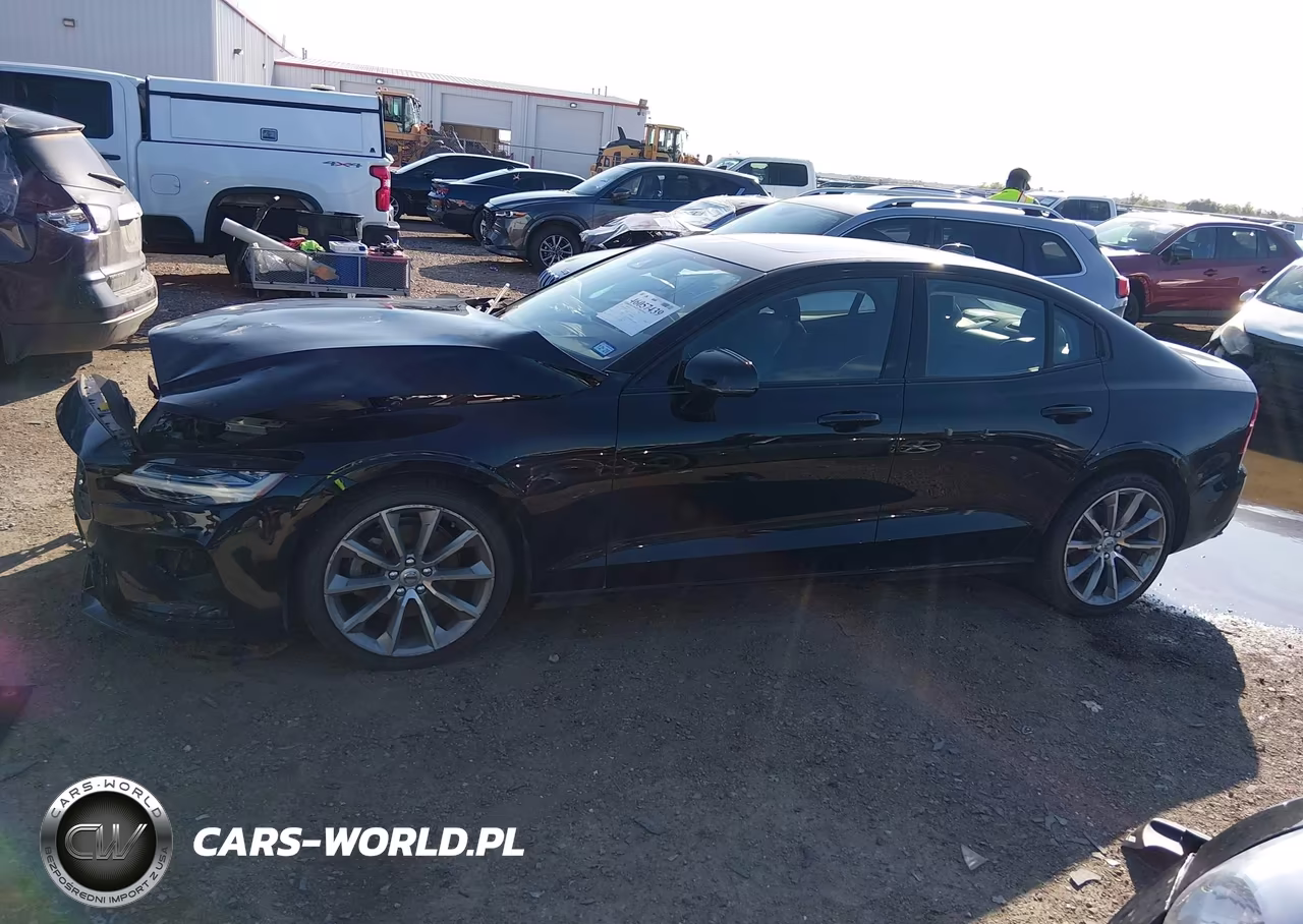 2021 Volvo S60 T5 Momentum VIN:7JR102TZ0MG107767 - 14