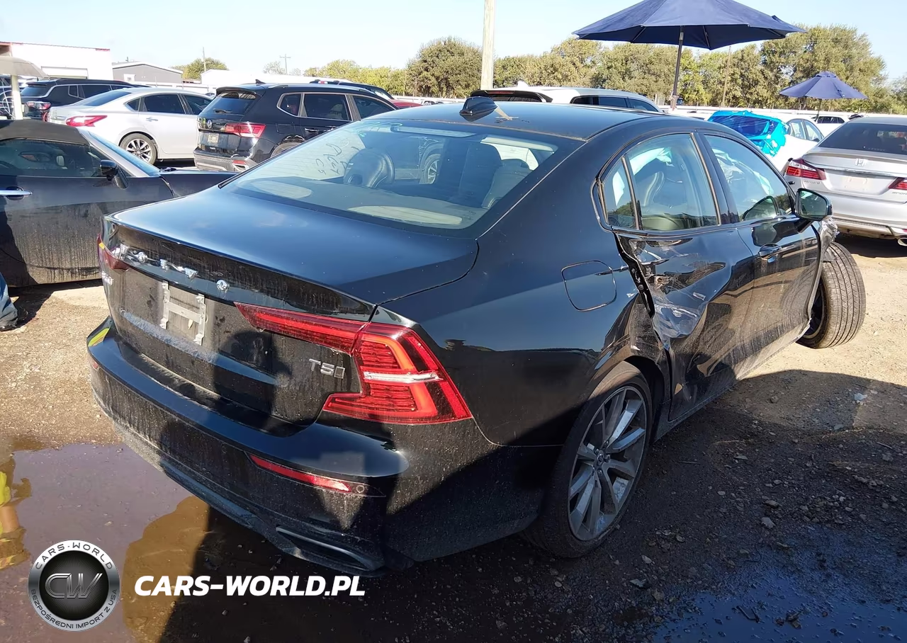 2021 Volvo S60 T5 Momentum VIN:7JR102TZ0MG107767 - 4