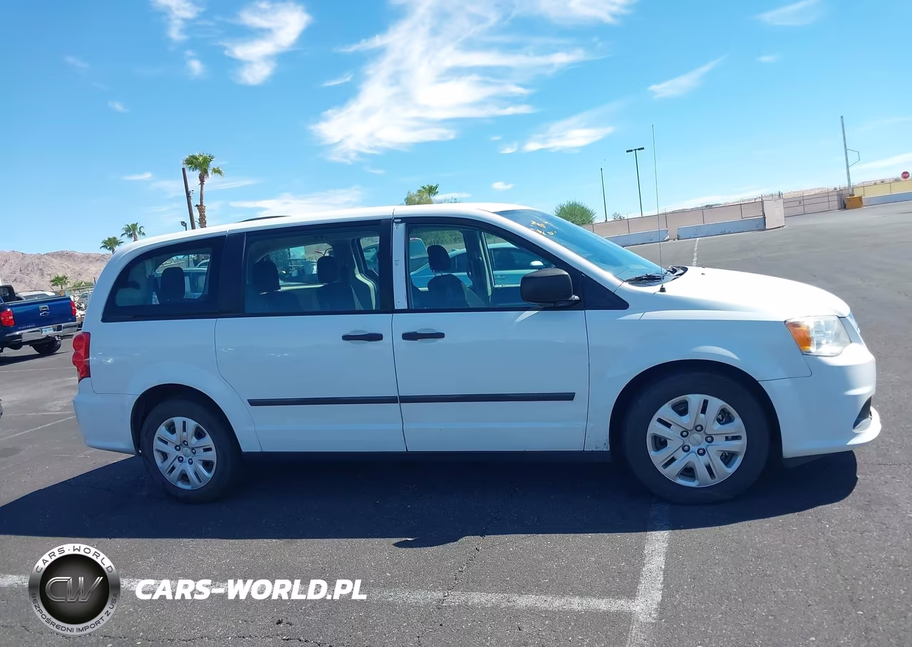 2015 Dodge Grand Caravan American Value Pkg VIN:2C4RDGBG6FR738236 - 13