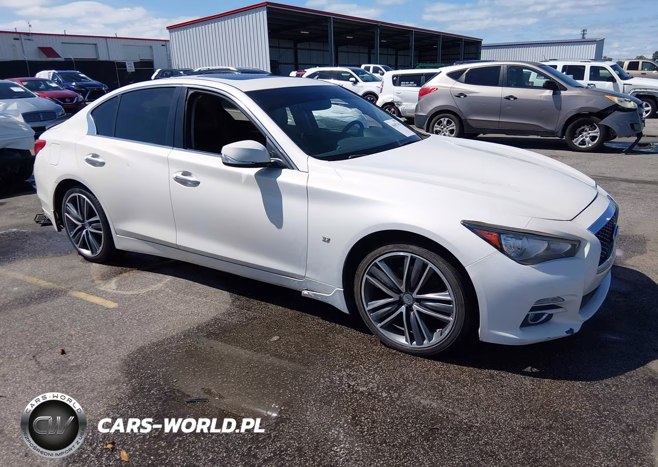 2015 Infiniti Q50 Premium