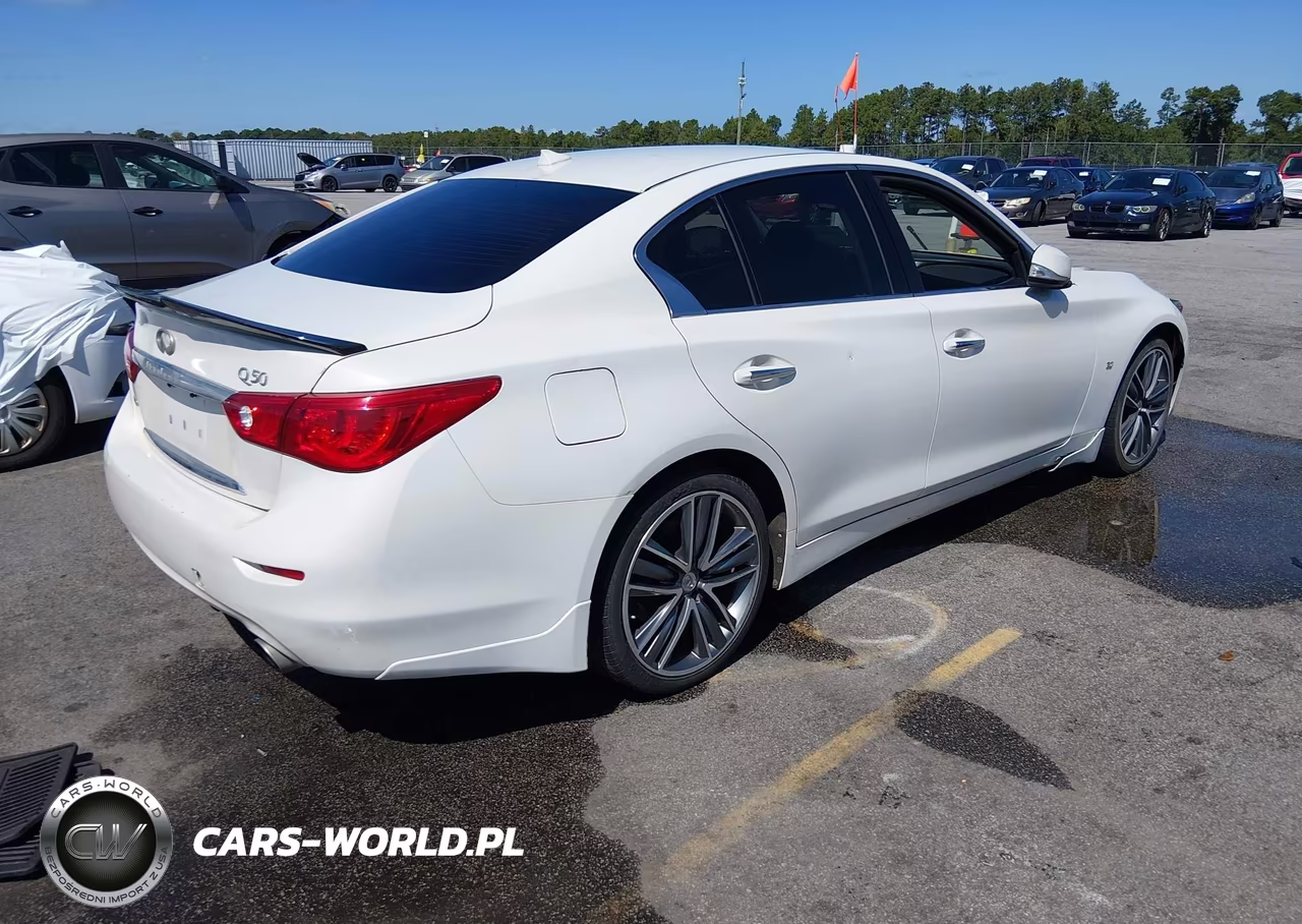 2015 Infiniti Q50 Premium VIN:JN1BV7AR4FM404746 - 4