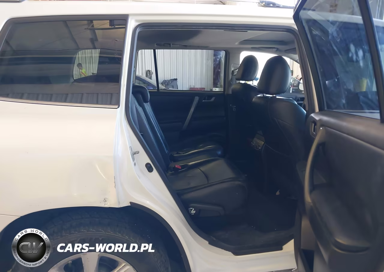 2013 Toyota Highlander Se V6 VIN:5TDBK3EH9DS196252 - 8