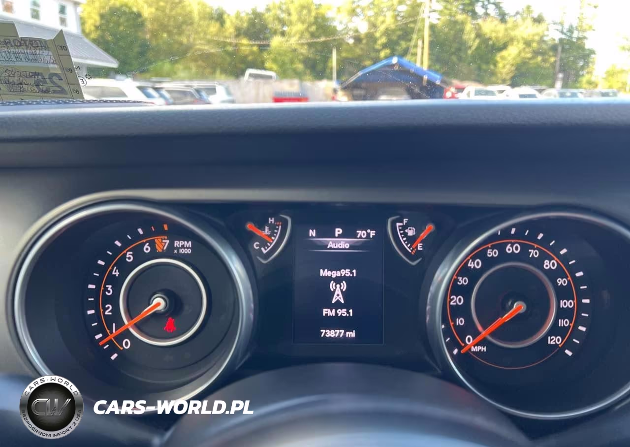 2018 Jeep Wrangler Unlimited Sport S 4X4 VIN:1C4HJXDG6JW168157 - 7
