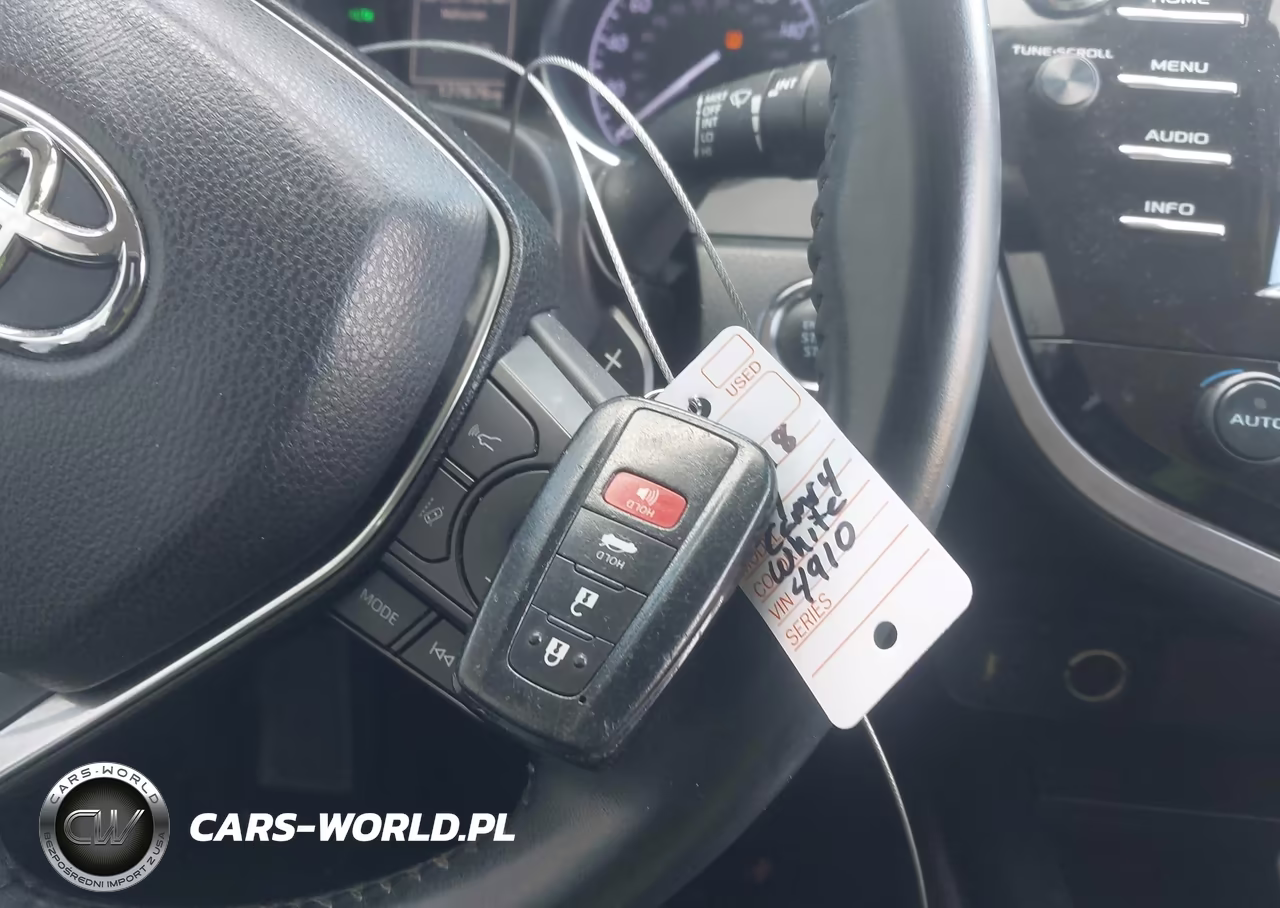 2018 Toyota Camry Se VIN:4T1B11HKXJU674910 - 11